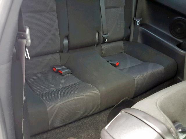 JTKJF5C72B3007924 - 2011 TOYOTA SCION TC WHITE photo 6