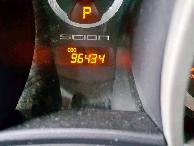 JTKJF5C72B3007924 - 2011 TOYOTA SCION TC WHITE photo 8