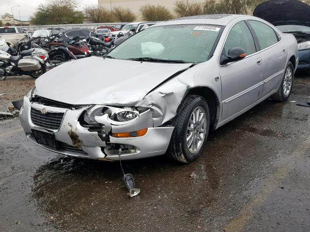 2C3HE66G54H692595 - 2004 CHRYSLER 300M SILVER photo 2