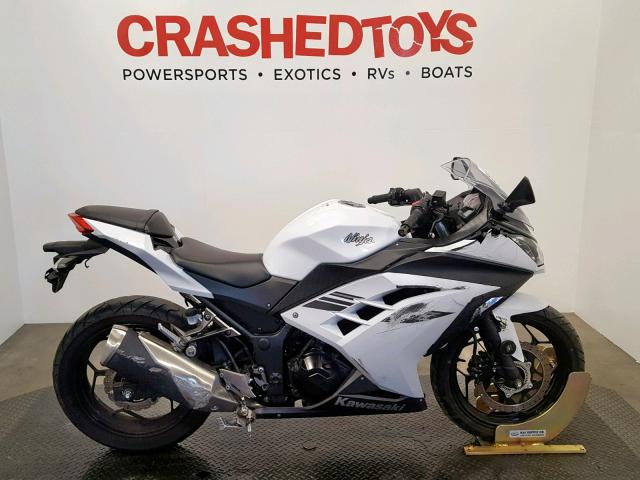 JKAEX8B15HDA39450 - 2017 KAWASAKI EX300 B WHITE photo 1