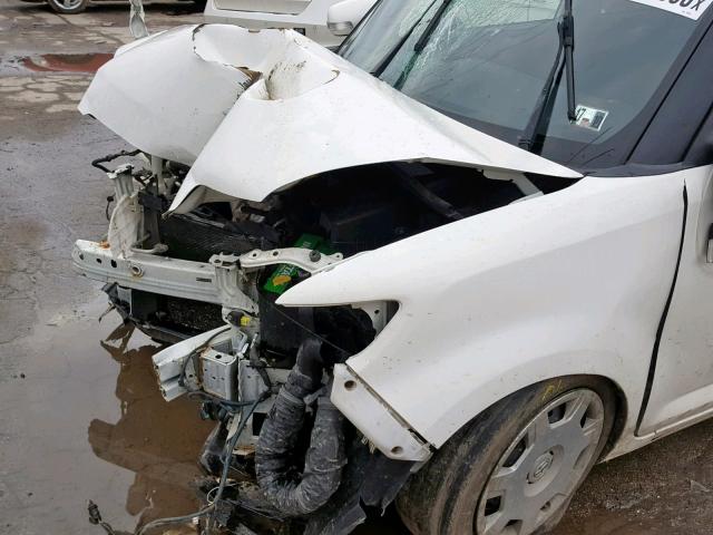 JTLZE4FE9CJ000522 - 2012 TOYOTA SCION XB 白色 照片 9