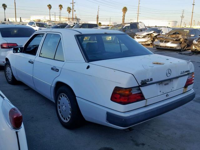 WDBEB28E4PB993981 - 1993 MERCEDES-BENZ 300 D WHITE photo 3