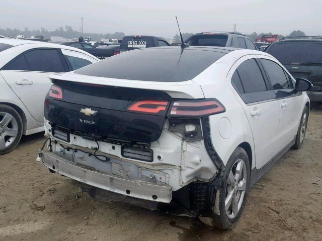 1G1RB6E43CU106447 - 2012 CHEVROLET VOLT WHITE photo 4