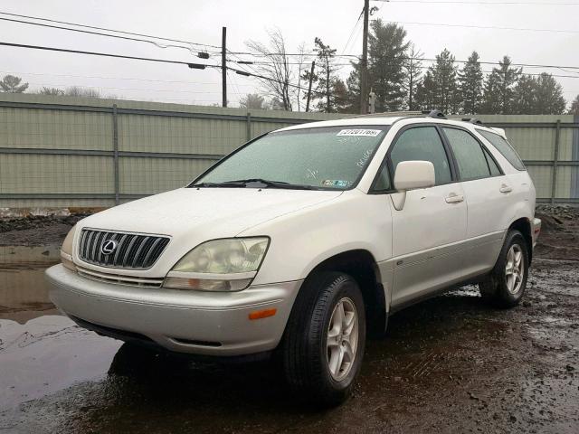 JTJHF10U210190151 - 2001 LEXUS RX 300 WHITE photo 2