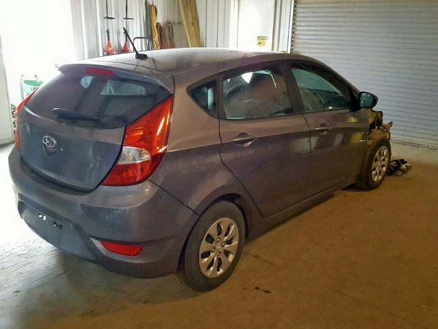 KMHCT5AE9GU244093 - 2016 HYUNDAI ACCENT SE GRAY photo 4