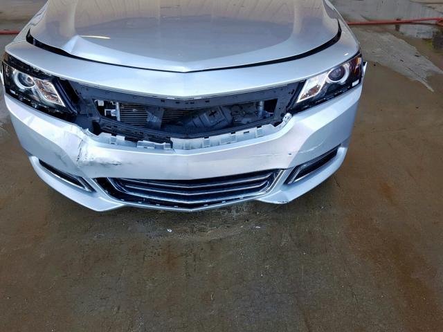 2G1125S32J9116657 - 2018 CHEVROLET IMPALA PRE SILVER photo 9