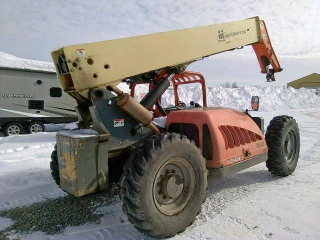 T8530Y928 - 2006 JLG SKYTRACK ORANGE photo 4