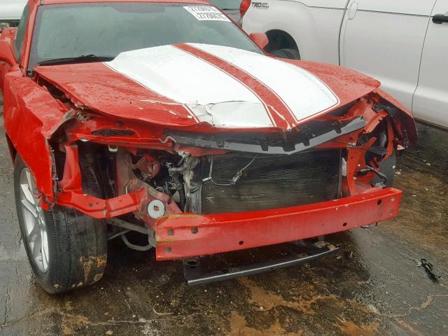 2G1FA1E31D9242381 - 2013 CHEVROLET CAMARO LS RED photo 9