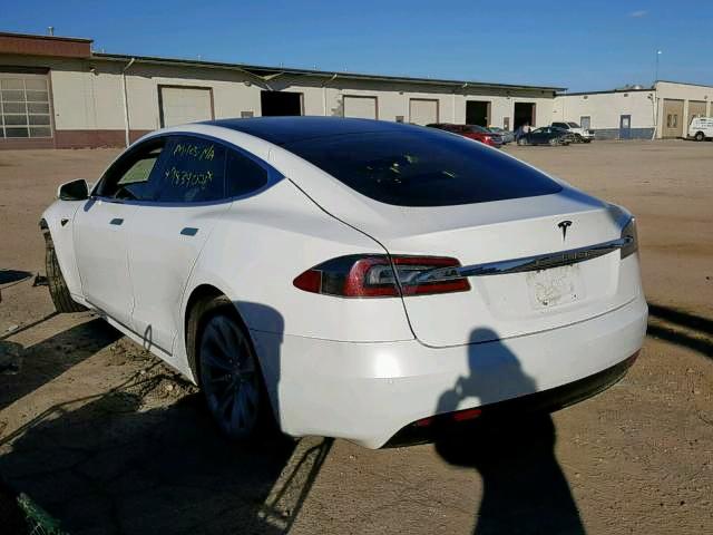 5YJSA1E2XGF175454 - 2016 TESLA MODEL S WHITE photo 3