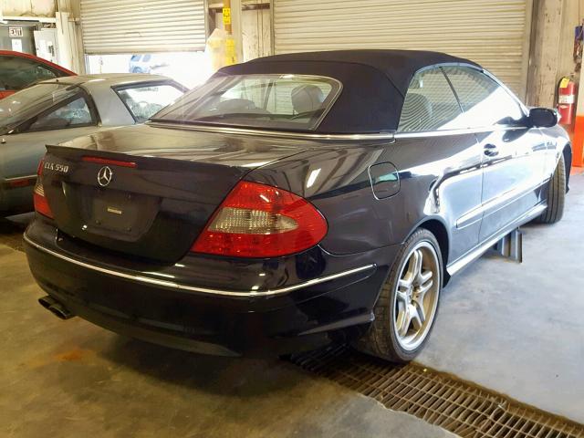 WDBTK72G38T097066 - 2008 MERCEDES-BENZ CLK 550 BLACK photo 4