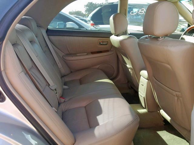 JT8BF28G810315679 - 2001 LEXUS ES 300 SILVER photo 6