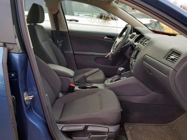 3VW2K7AJ7FM319966 - 2015 VOLKSWAGEN JETTA BASE Կապույտ լուսանկար 5