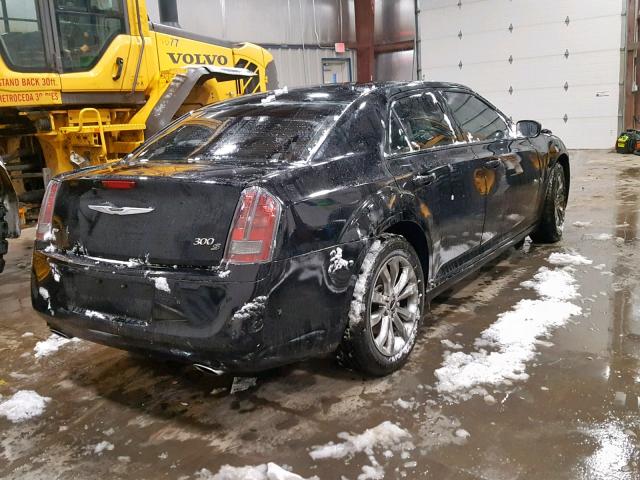 2C3CCAGT3EH331897 - 2014 CHRYSLER 300 S BLACK photo 4