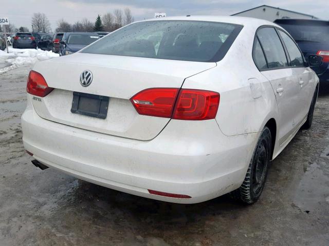 3VW2K7AJ9BM092516 - 2011 VOLKSWAGEN JETTA BASE WHITE photo 4