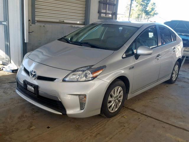 JTDKN3DPXC3013814 - 2012 TOYOTA PRIUS PLUG SILVER photo 2