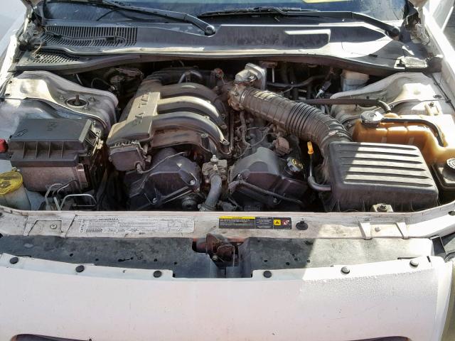 2D4FV47T16H186867 - 2006 DODGE MAGNUM SE WHITE photo 7