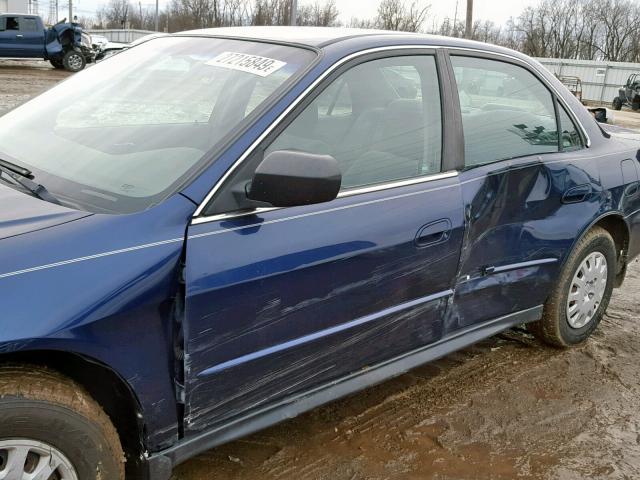 1HGCF866X2A060517 - 2002 HONDA ACCORD VAL BLUE photo 9