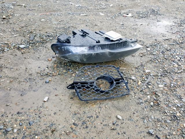 5UXFG8C52BLZ95084 - 2011 BMW X6 XDRIVE5 შავი ფოტო 9