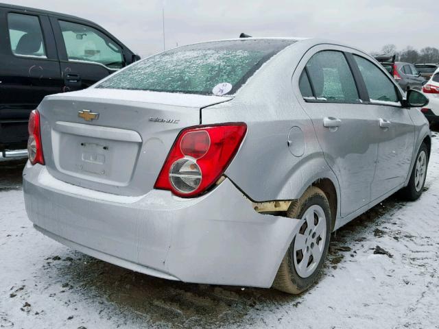 1G1JB5SH4D4190486 - 2013 CHEVROLET SONIC LS 银色 照片 4