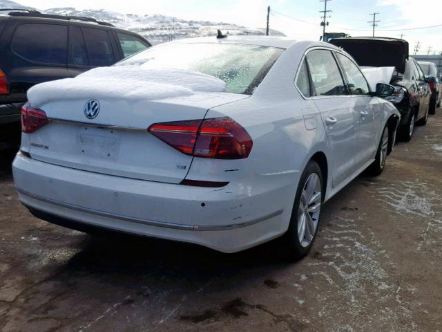 1VWBA7A32JC030721 - 2018 VOLKSWAGEN PASSAT SE WHITE photo 4