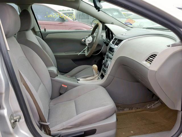 1G1ZB5EB7A4121328 - 2010 CHEVROLET MALIBU LS SILVER photo 5
