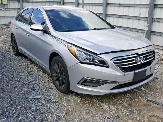 5NPE24AF3FH195730 - 2015 HYUNDAI SONATA SE SILVER photo 1