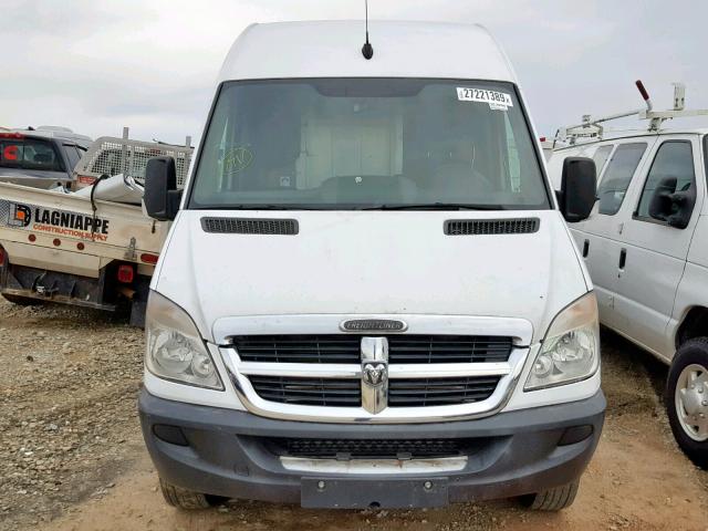 WD0PF445985341882 - 2008 DODGE SPRINTER 3 WHITE photo 9