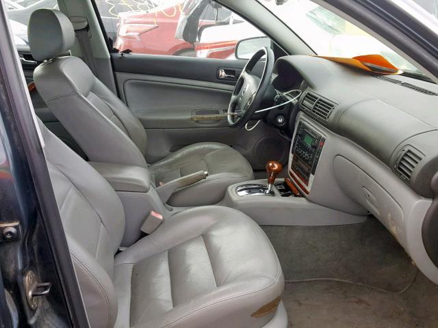 WVWRH63B83P200555 - 2003 VOLKSWAGEN PASSAT GLX GRAY photo 5