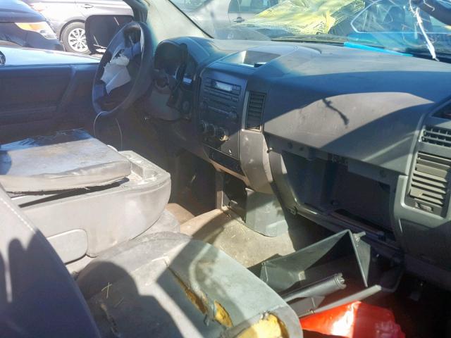 1N6AA06A05N541137 - 2005 NISSAN TITAN XE SILVER photo 5