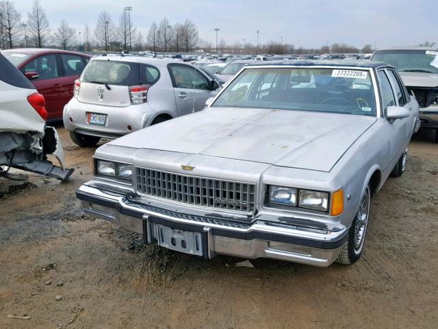 1G1BN69H8GX138417 - 1986 CHEVROLET CAPRICE CL SILVER photo 2