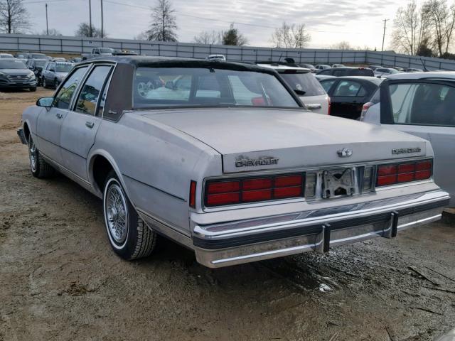 1G1BN69H8GX138417 - 1986 CHEVROLET CAPRICE CL SILVER photo 3