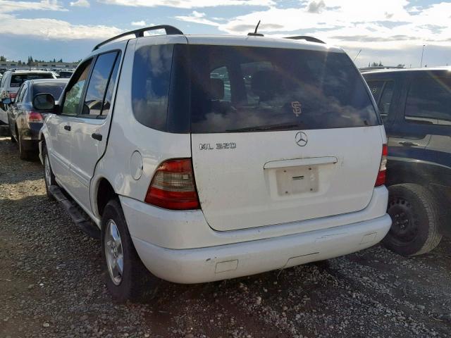 4JGAB54E11A265275 - 2001 MERCEDES-BENZ ML 320 WHITE photo 3