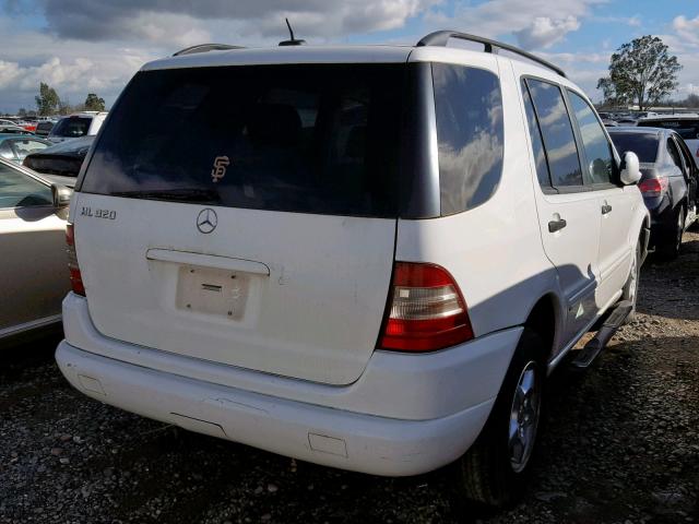 4JGAB54E11A265275 - 2001 MERCEDES-BENZ ML 320 WHITE photo 4