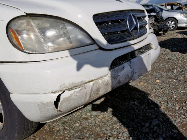 4JGAB54E11A265275 - 2001 MERCEDES-BENZ ML 320 WHITE photo 9