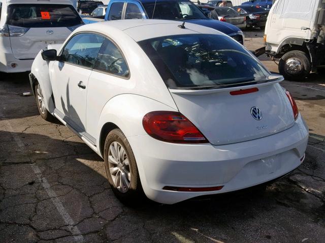 3VWF17AT5HM610815 - 2017 VOLKSWAGEN BEETLE 1.8 WHITE photo 3