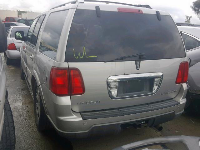 5LMFU27R04LJ22143 - 2004 LINCOLN NAVIGATOR Күміс фото 3