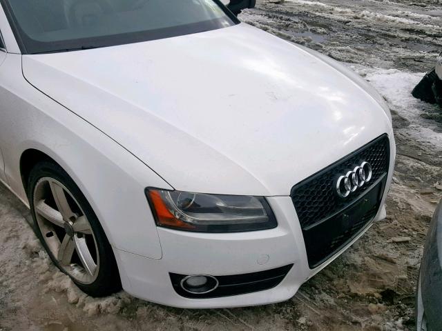 WAULFAFRXAA005609 - 2010 AUDI A5 PREMIUM WHITE photo 9