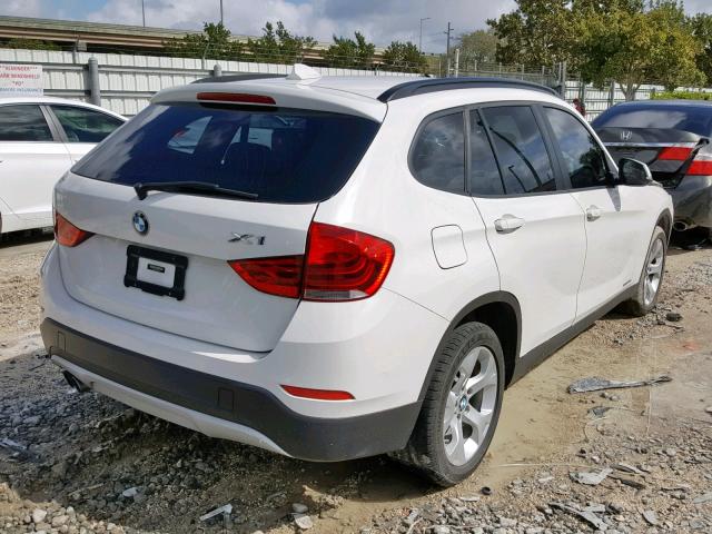 WBAVM1C59FV319154 - 2015 BMW X1 SDRIVE2 WHITE photo 4