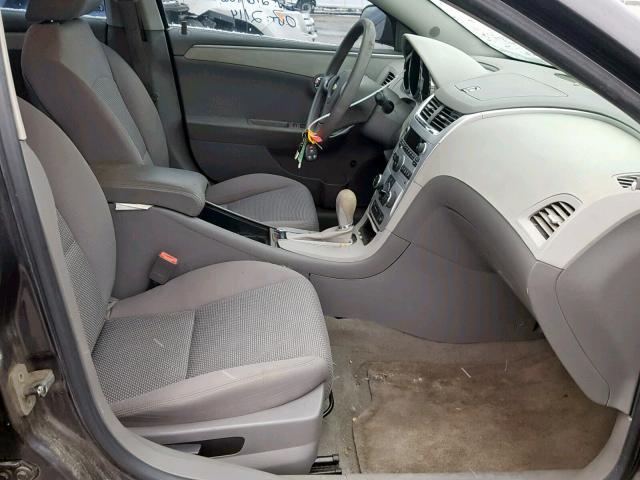 1G1ZB5EB4AF231080 - 2010 CHEVROLET MALIBU LS Boz foto 5