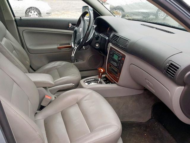 WVWRH63B73P205536 - 2003 VOLKSWAGEN PASSAT GLX 蓝色 照片 5