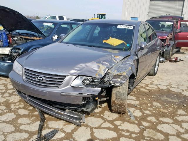 KMHFC46F67A153910 - 2007 HYUNDAI AZERA SE GRAY photo 2