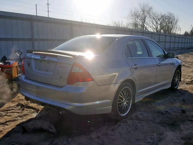 3FAHP0KC9AR266193 - 2010 FORD FUSION SPO SILVER photo 4