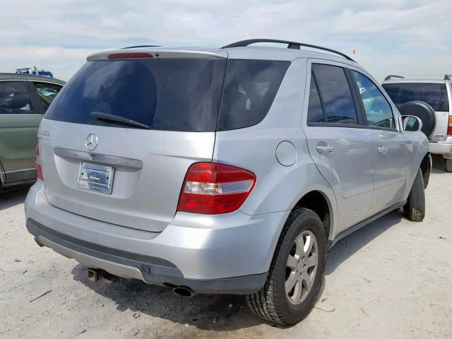 4JGBB86E36A000528 - 2006 MERCEDES-BENZ ML 350 SILVER photo 4