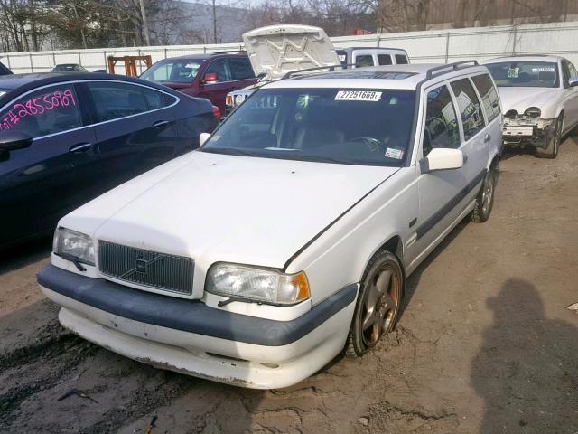 YV1LW5826T2260131 - 1996 VOLVO 850 R WHITE photo 2