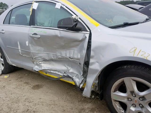 1G1ZB5E00CF329086 - 2012 CHEVROLET MALIBU LS SILVER photo 9