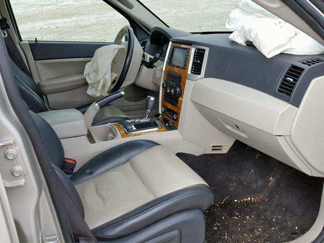 1J8HR58248C211149 - 2008 JEEP GRAND CHER BEIGE photo 5