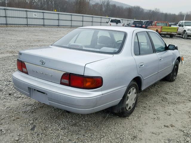 JT2BG12K2T0380836 - 1996 TOYOTA CAMRY DX BLUE photo 4