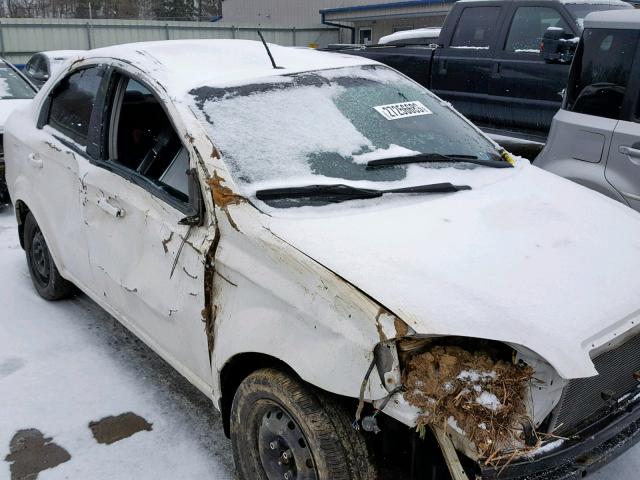 KL1TD56E89B659227 - 2009 CHEVROLET AVEO LS WHITE photo 9