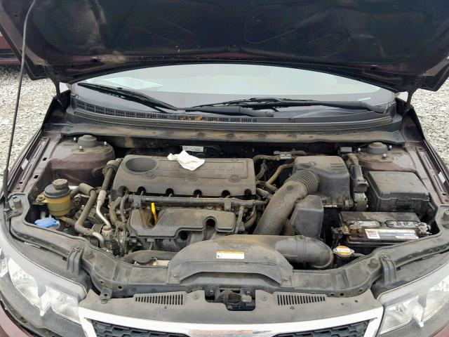 KNAFU4A26B5391065 - 2011 KIA FORTE EX BURGUNDY photo 7