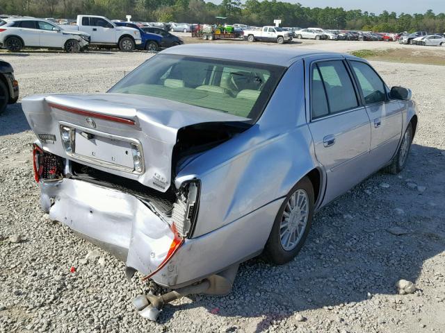 1G6KE57Y24U256421 - 2004 CADILLAC DEVILLE DH BLUE photo 4